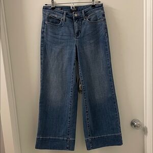 NYDJ Teresa Wide Leg Ankle Jeans with slimming panel. Never Worn!!